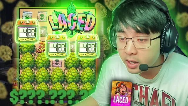 Miniatura de stream: streamer con audífonos frente al juego «Laced», en tonos verdes